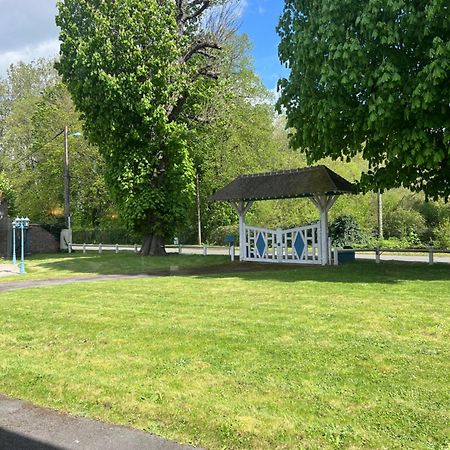 Studio Aux Abords Des Etangs Milly-sur-Therain Bagian luar foto
