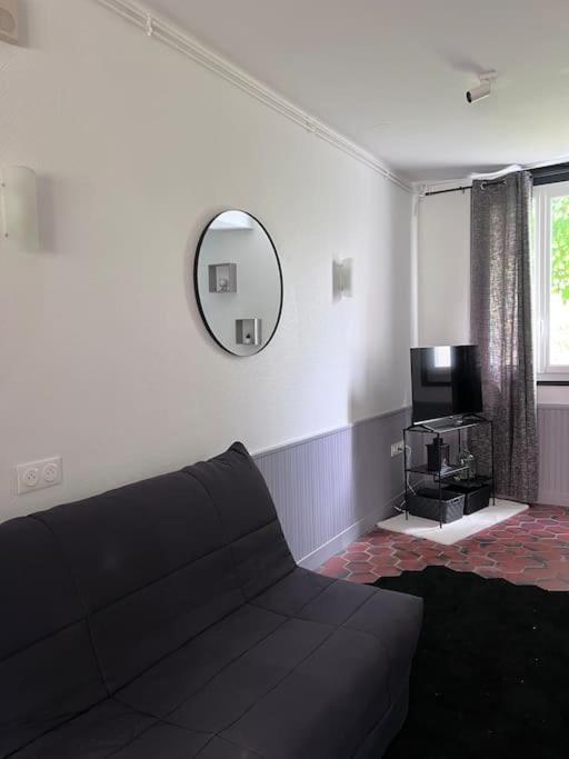 Studio Aux Abords Des Etangs Milly-sur-Therain Bagian luar foto