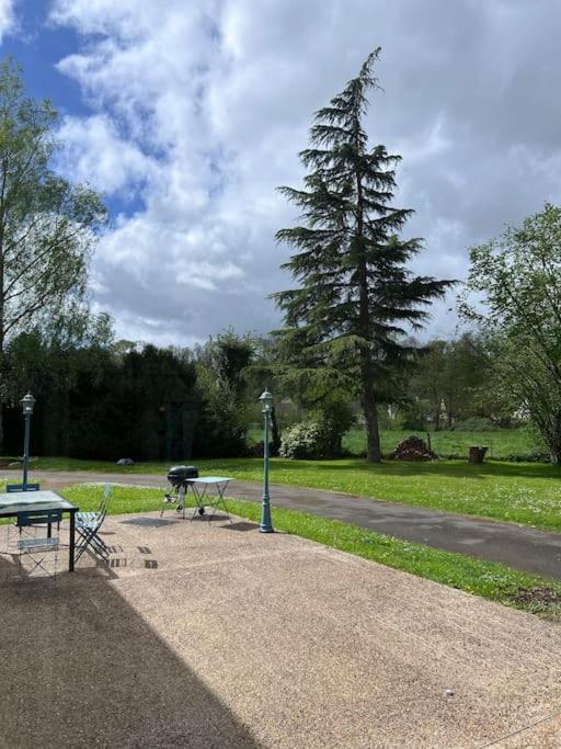Studio Aux Abords Des Etangs Milly-sur-Therain Bagian luar foto