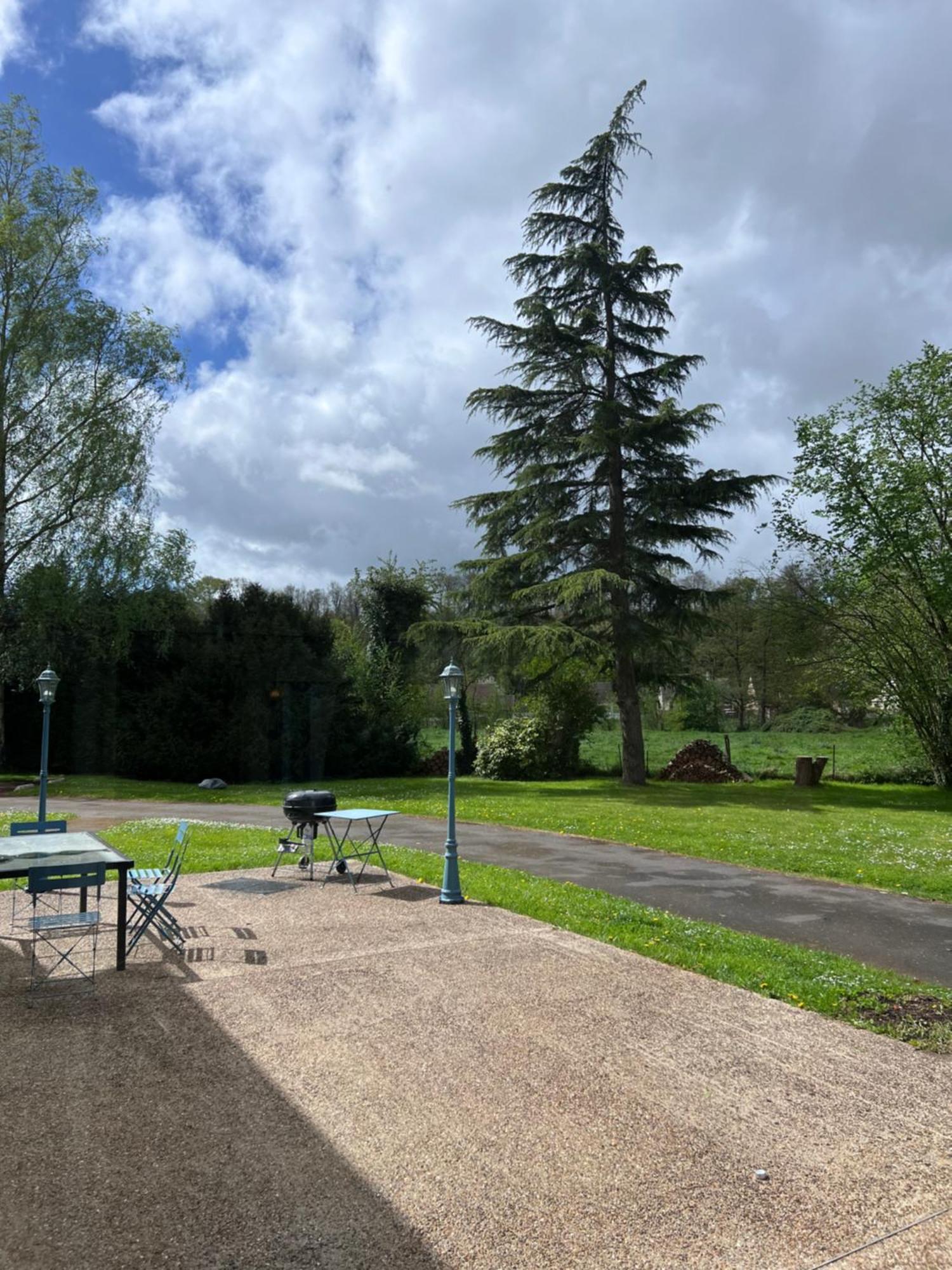 Studio Aux Abords Des Etangs Milly-sur-Therain Bagian luar foto