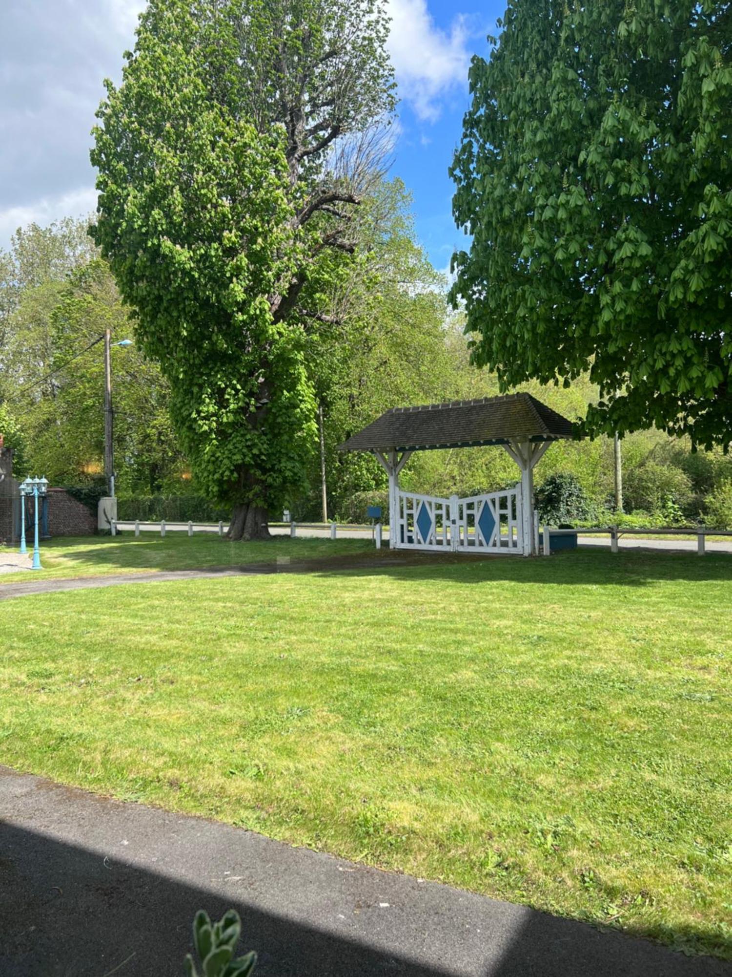 Studio Aux Abords Des Etangs Milly-sur-Therain Bagian luar foto